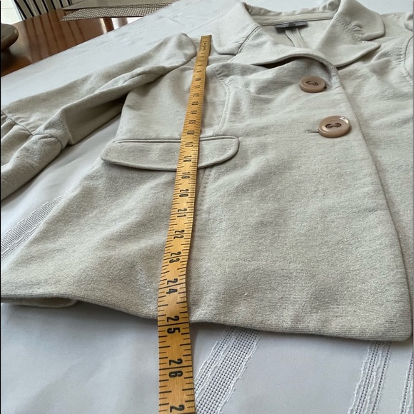 Classiques Entier 3/4 Sleeve Cream Jacket with Subtle Gold Sparkle, XL - Picture 8 of 8
